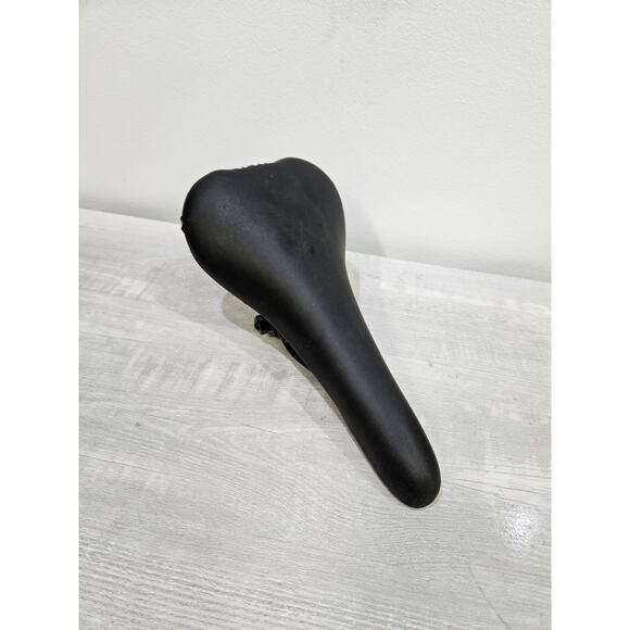 Fuji Bicycle Seat For road bike Saddle - Picture 1 of 9